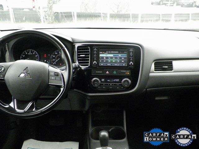 2016 Mitsubishi Outlander SE 4dr SUV